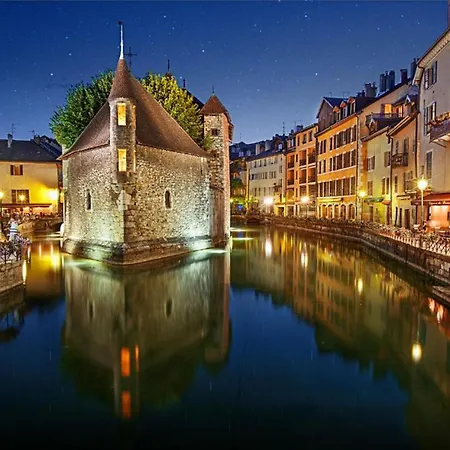 Apartment Joli Proche Vieille + Parking *